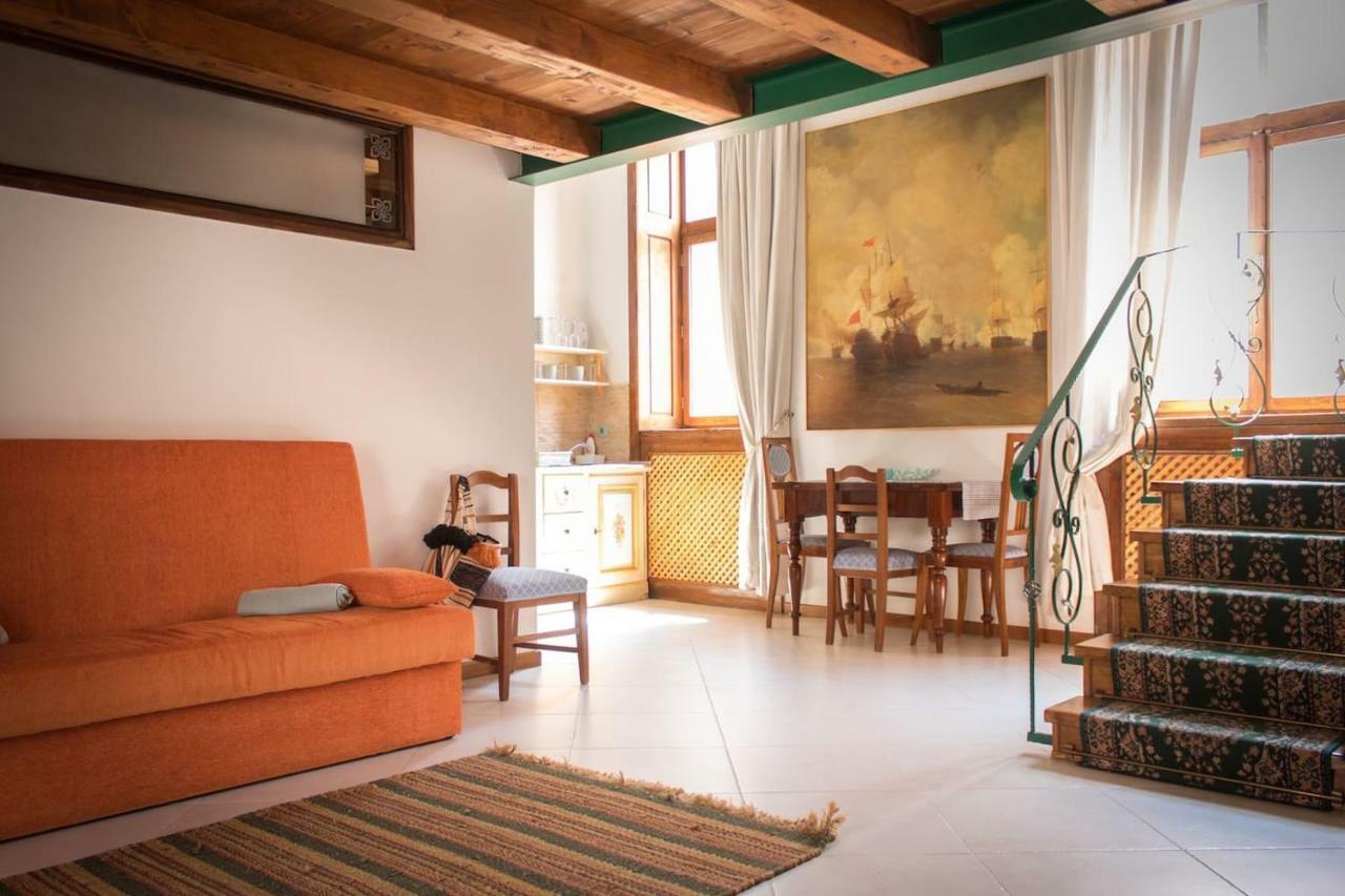 5 Comfortable Near Old Town Center Timisoara